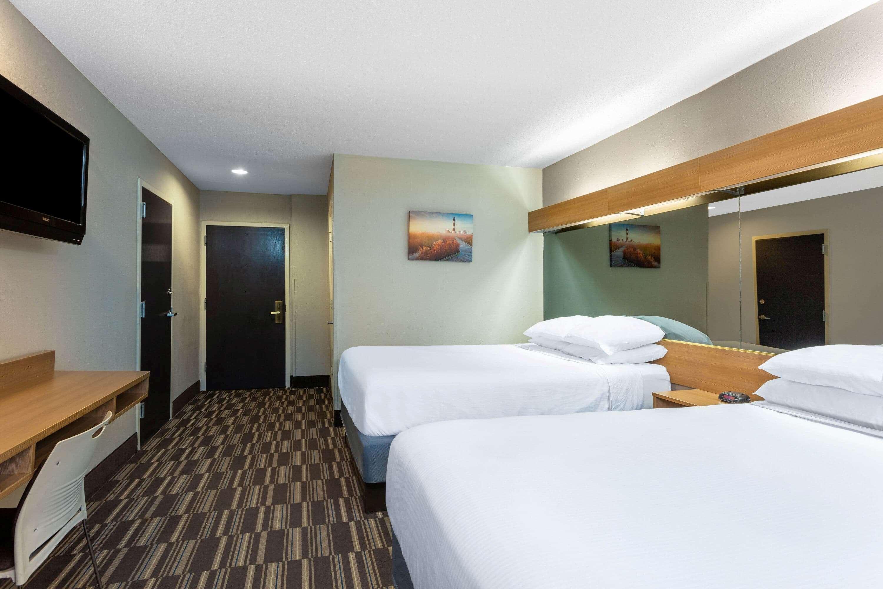 Microtel Inn & Suites By Wyndham Matthews/Charlotte Exterior photo
