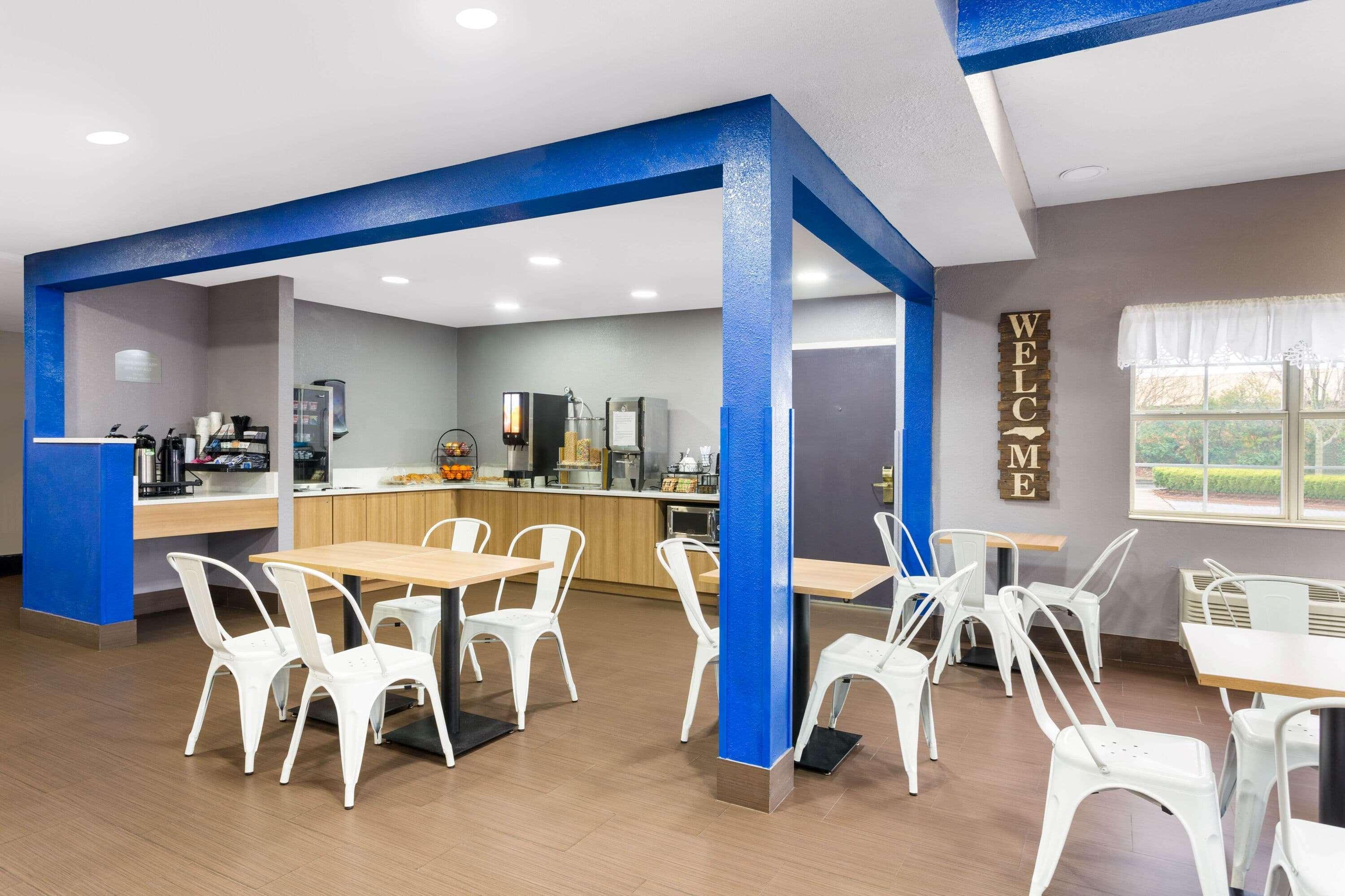 Microtel Inn & Suites By Wyndham Matthews/Charlotte Exterior photo